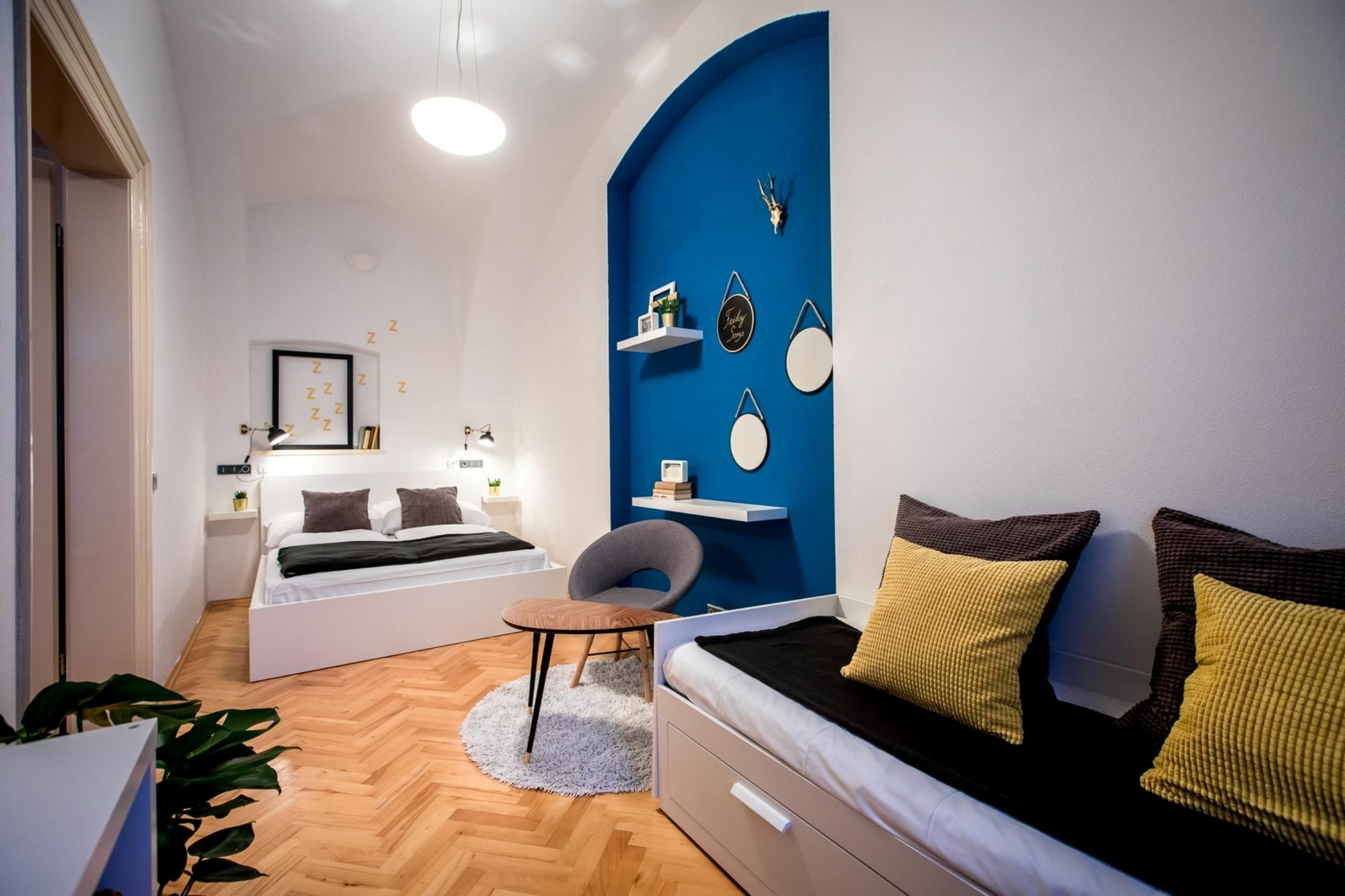 Friday Songs Apartment Прага Екстериор снимка